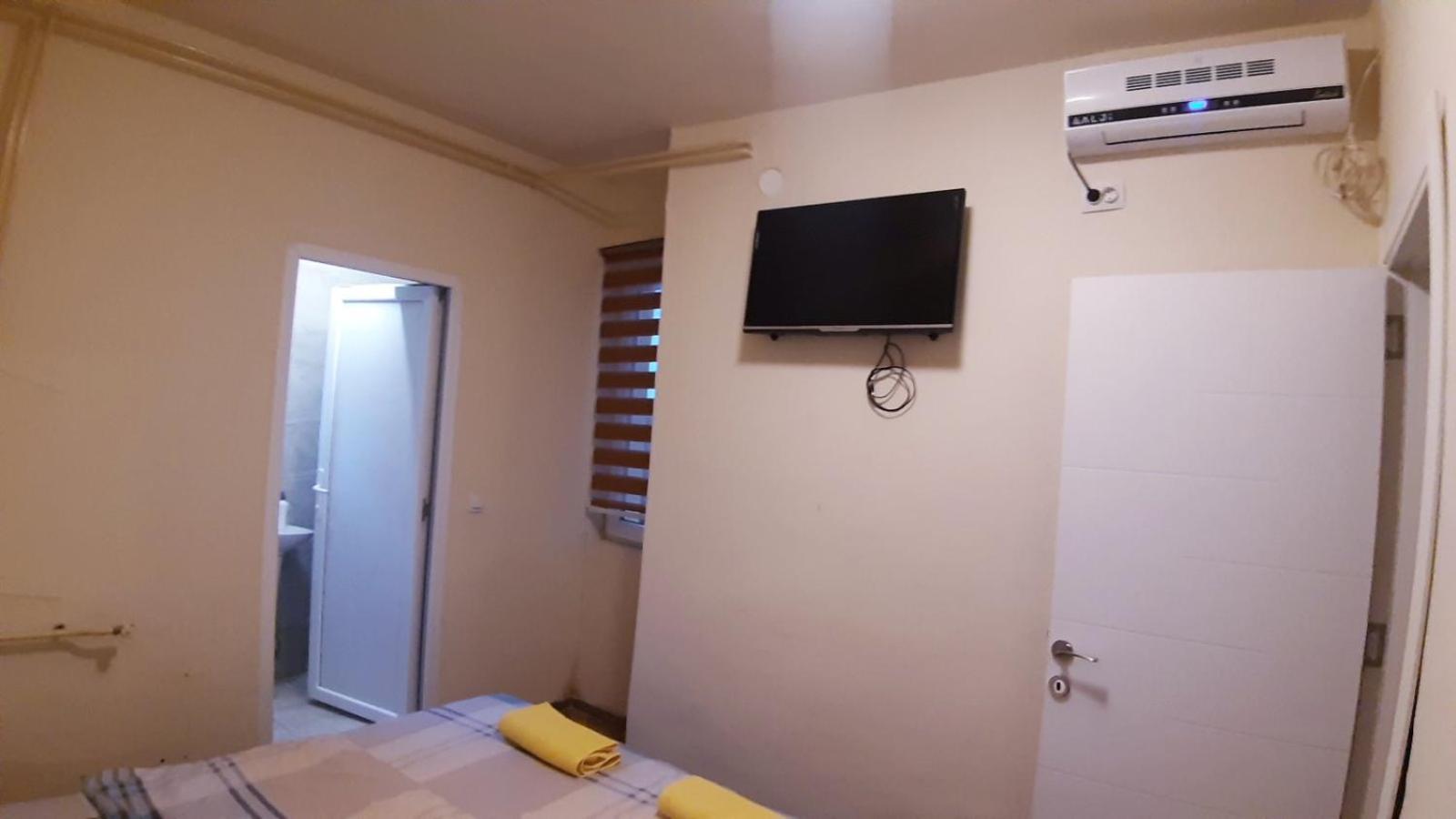 City Hostel Skopje Ngoại thất bức ảnh